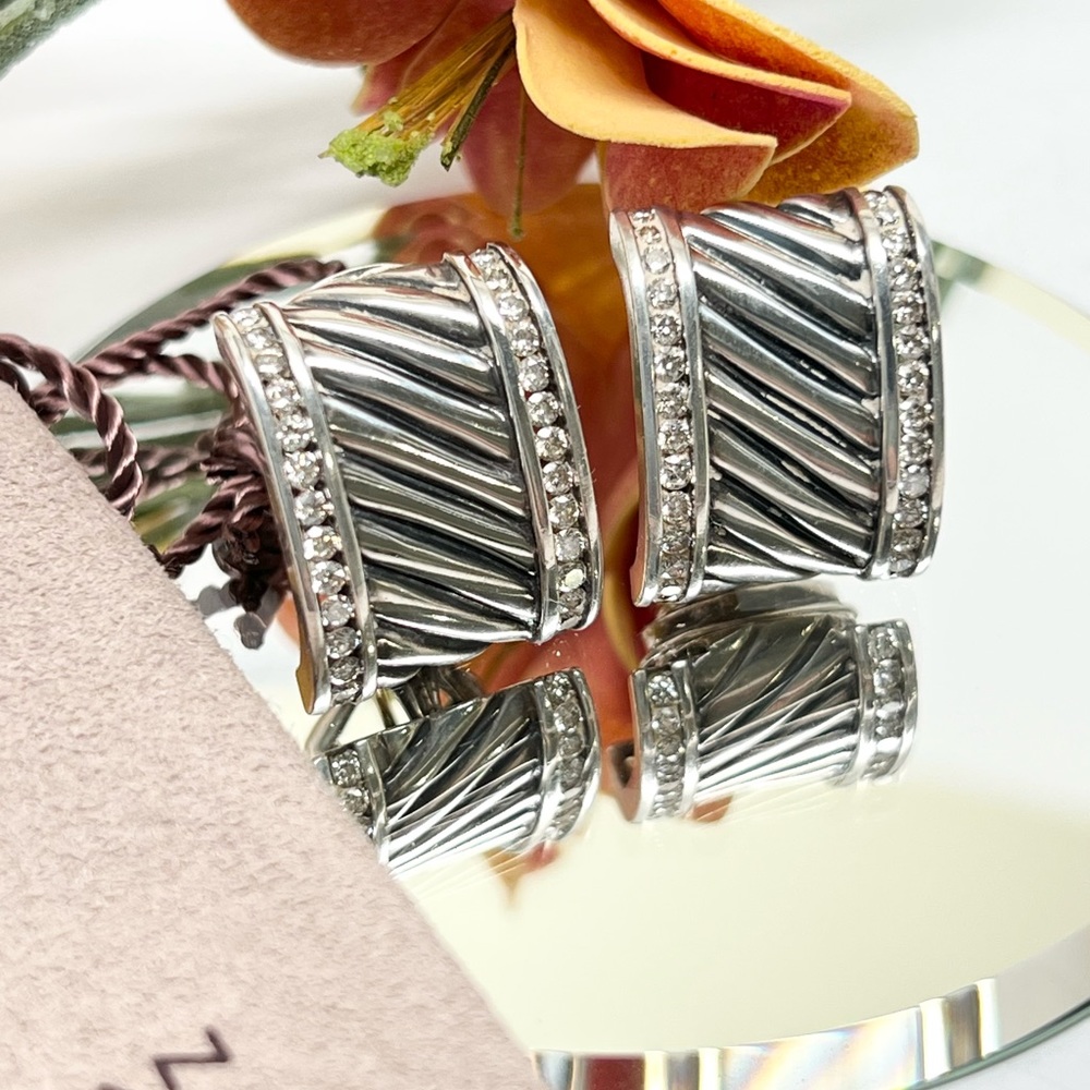 David Yurman Thoroughbred Diamond Cigar Band Earrings - Picture 10 of 10